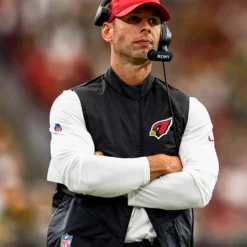 2025 Coach Jonathan Gannon Black Puffer Vest